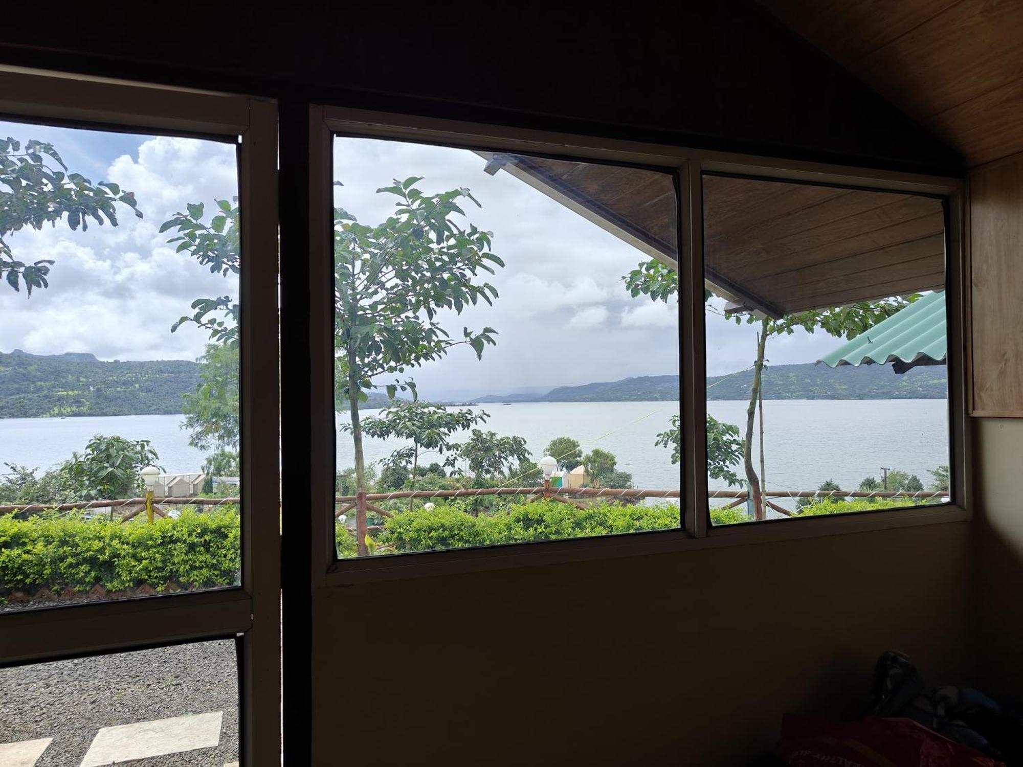 Shelby Pawana Lake Cottages & Camping Tents لونافالا المظهر الخارجي الصورة